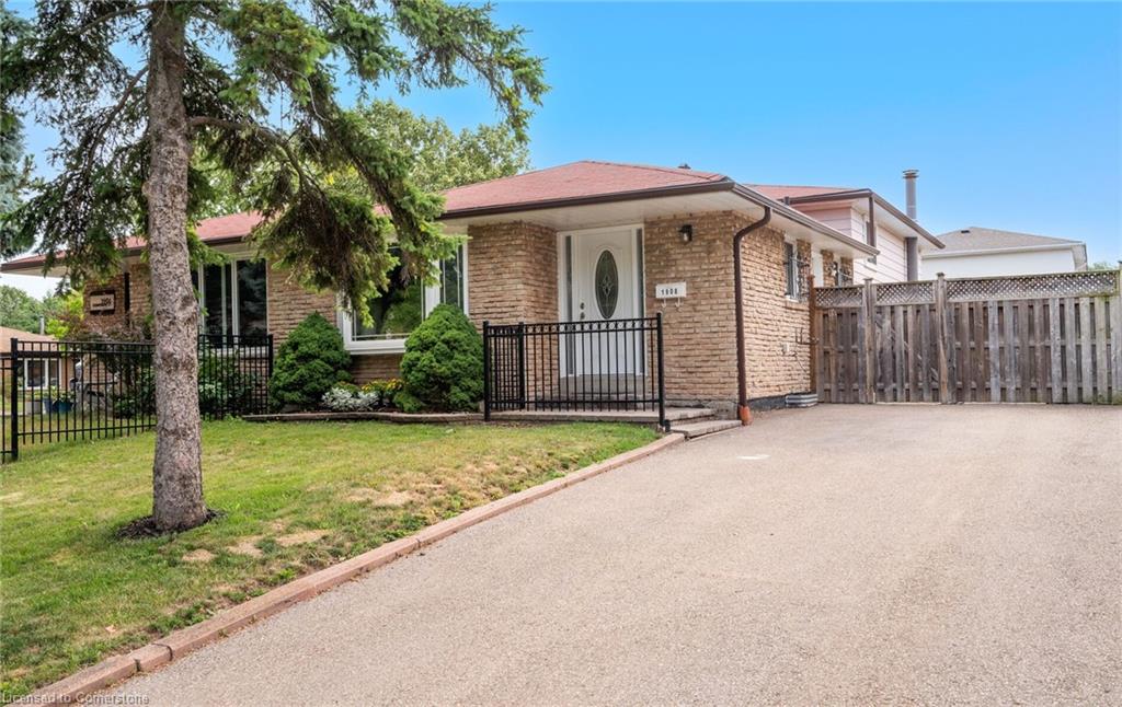 1908 Bonnymede Drive Property Photo 1
