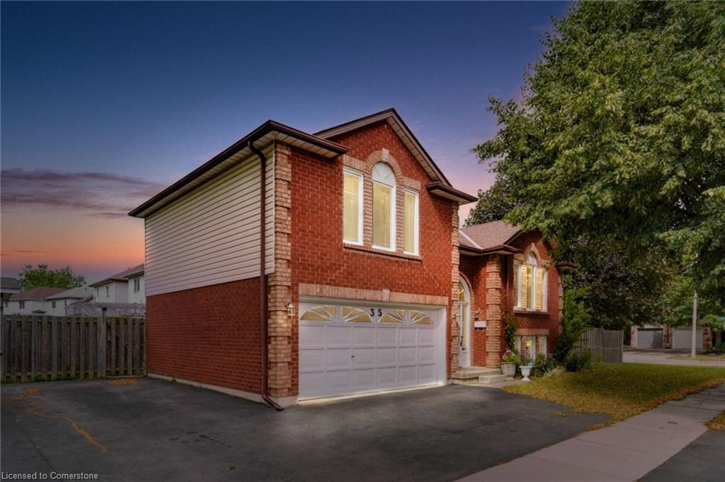 35 Applewood Drive Property Photo 1