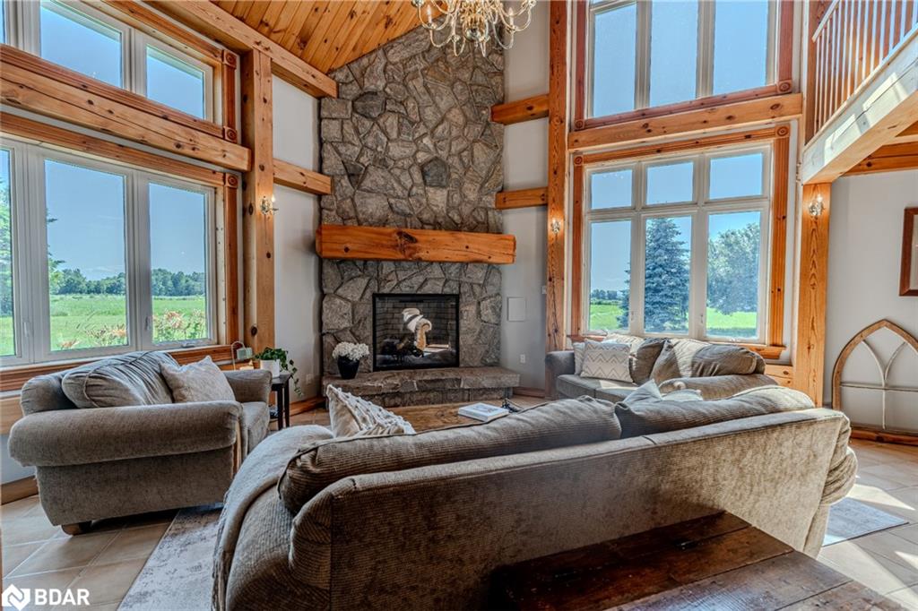 8464 6th Line Property Photo 5