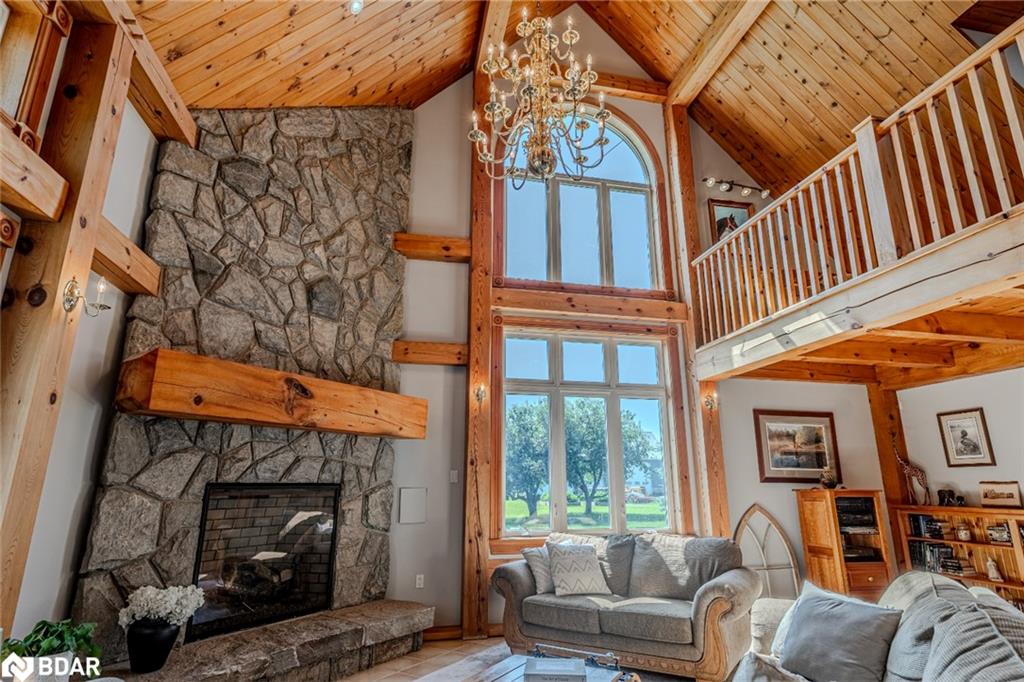 8464 6th Line Property Photo 6