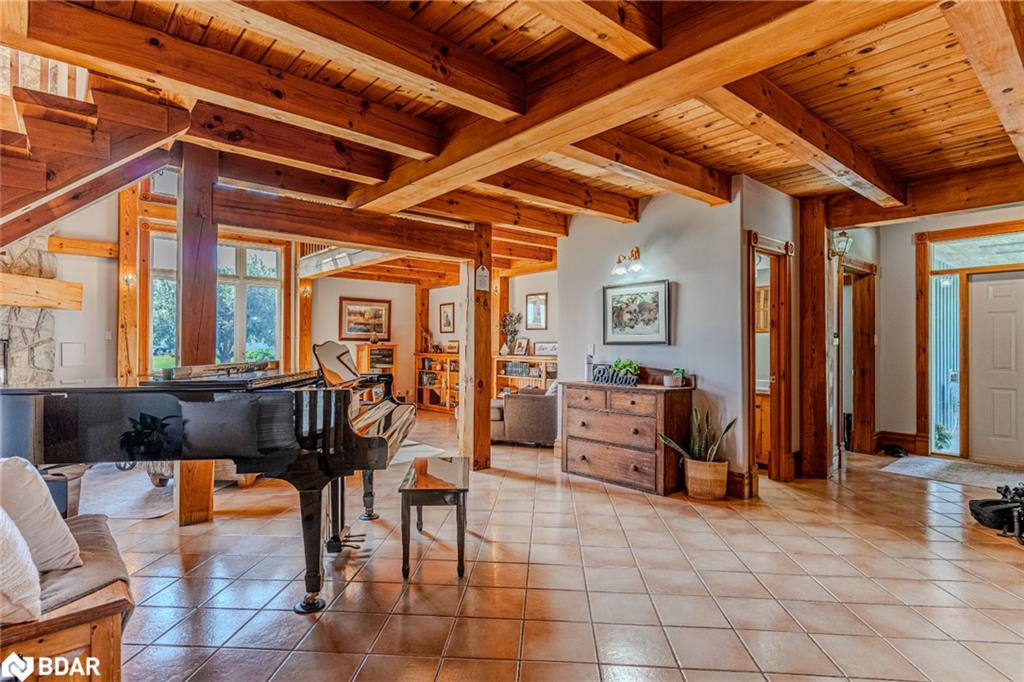 8464 6th Line Property Photo 9