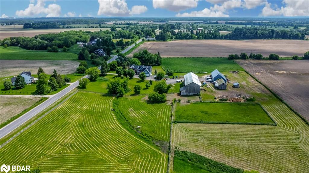 8464 6th Line Property Photo 27