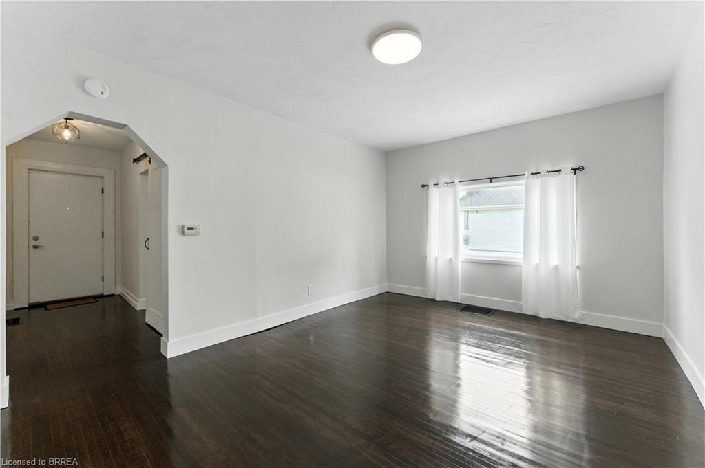 34 North Park Street Property Photo 6