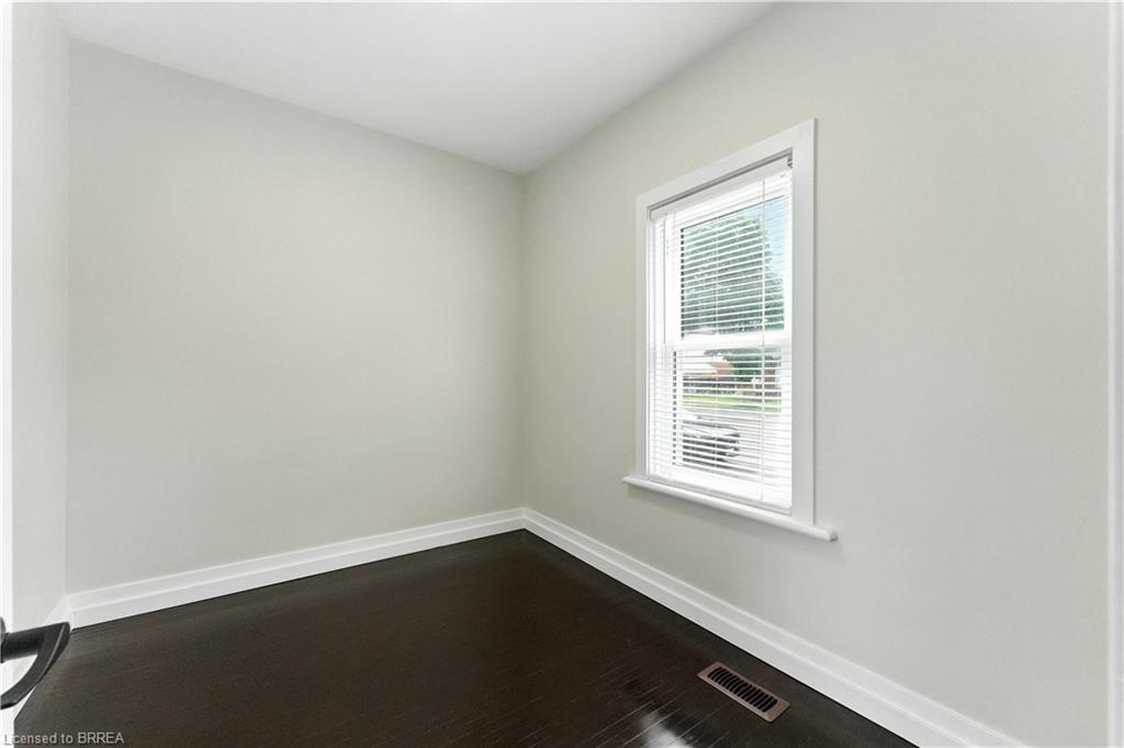 34 North Park Street Property Photo 20