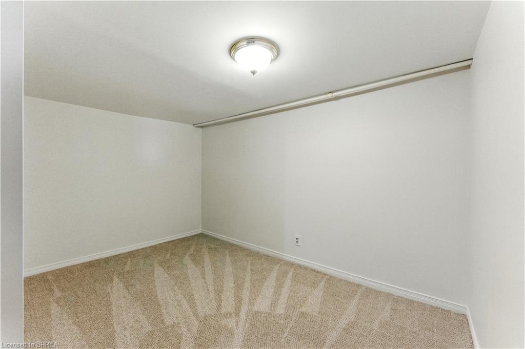 34 North Park Street Property Photo 25