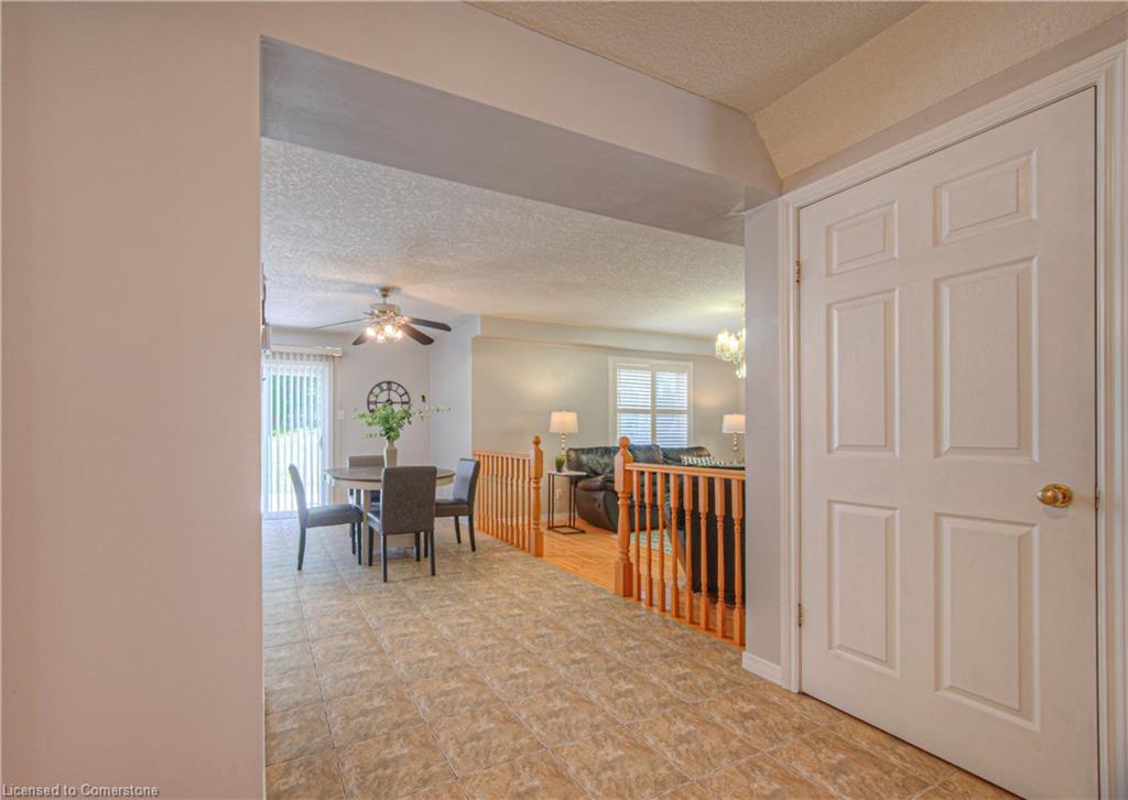 48 Lena Crescent Property Photo 11