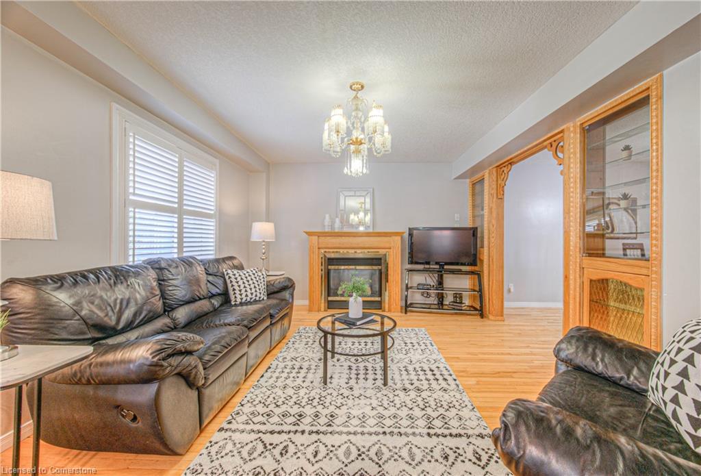 48 Lena Crescent Property Photo 23