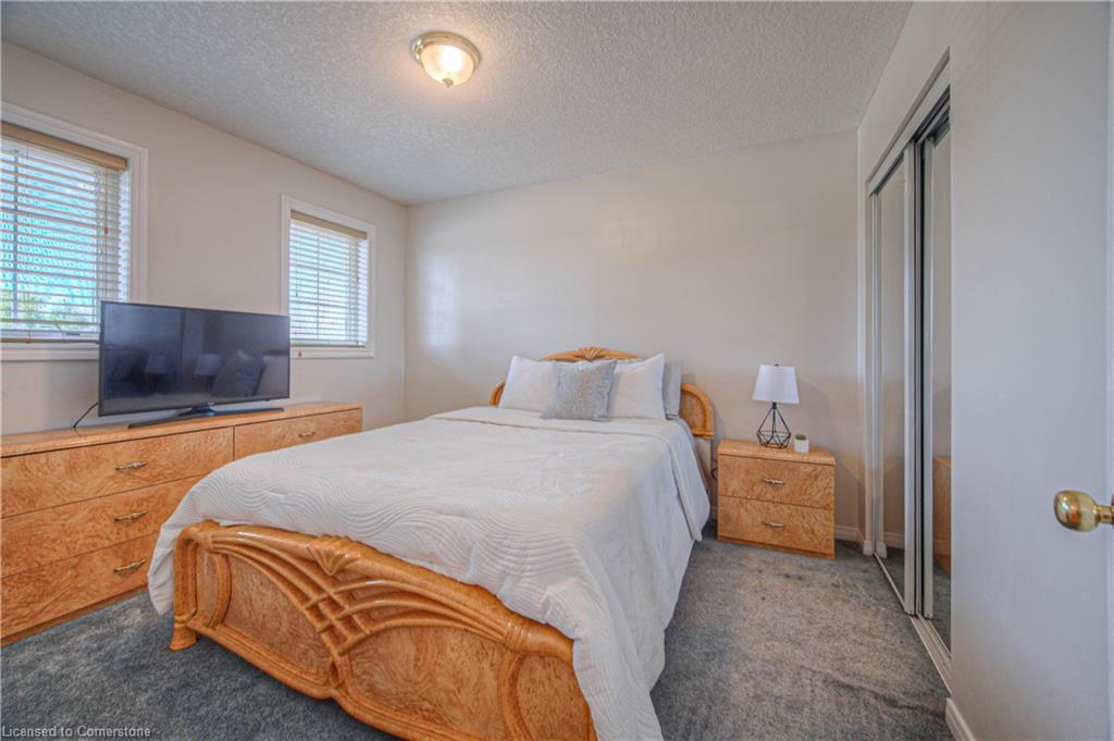 48 Lena Crescent Property Photo 31