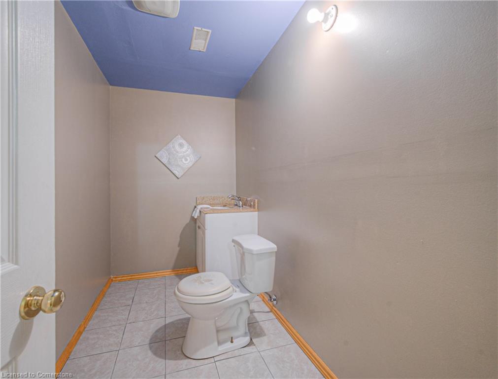 48 Lena Crescent Property Photo 40