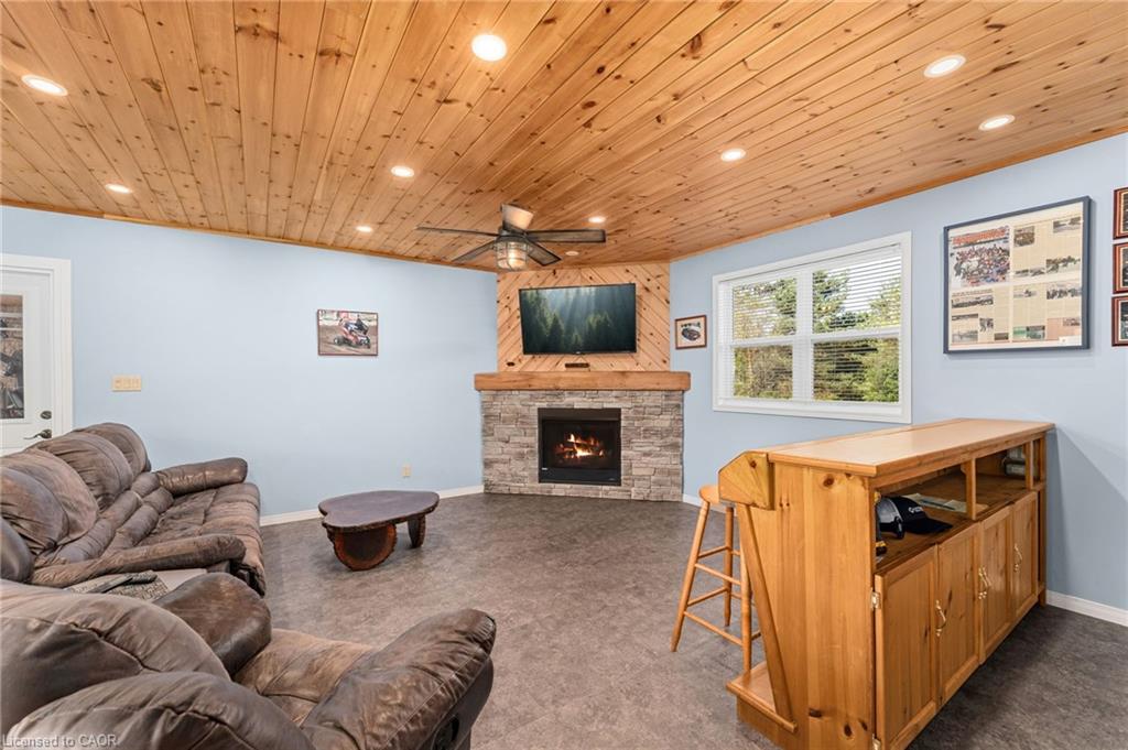 889 Sandhill Road Road Property Photo 17