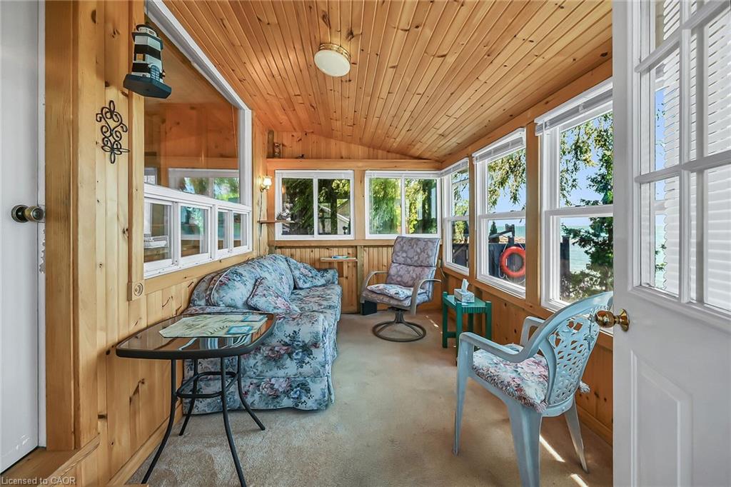 86 Lakeshore Road Property Photo 4