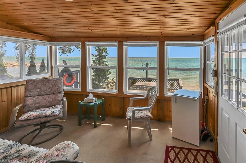 86 Lakeshore Road Property Photo 6