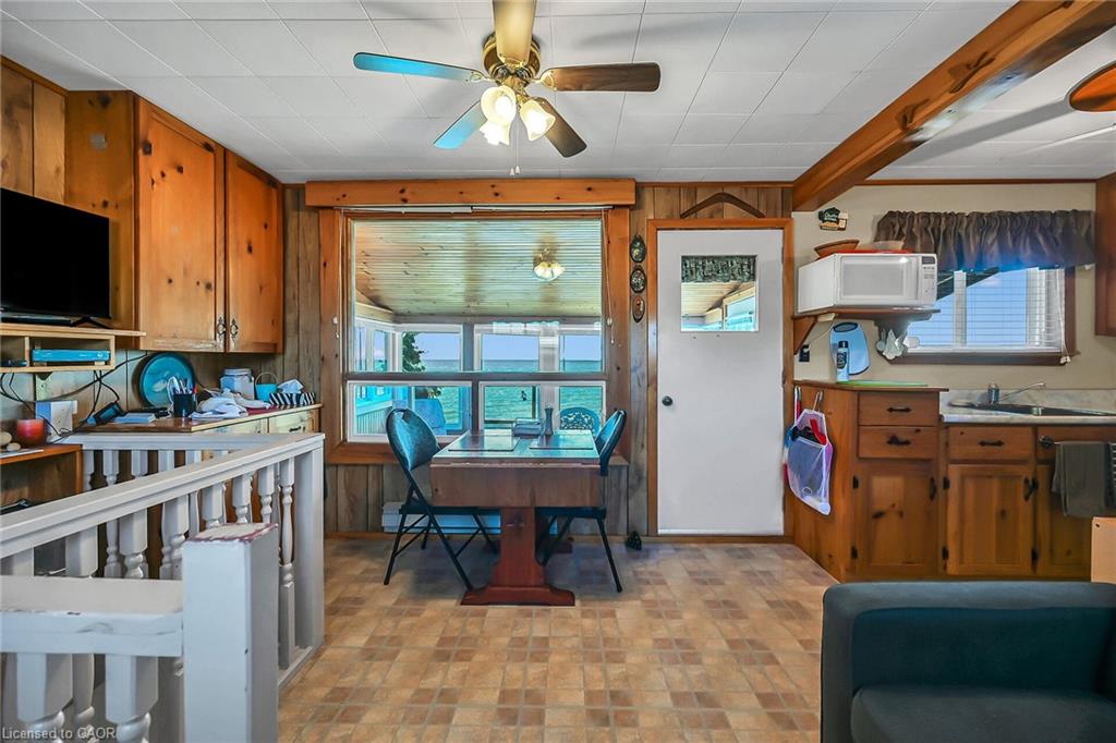 86 Lakeshore Road Property Photo 11