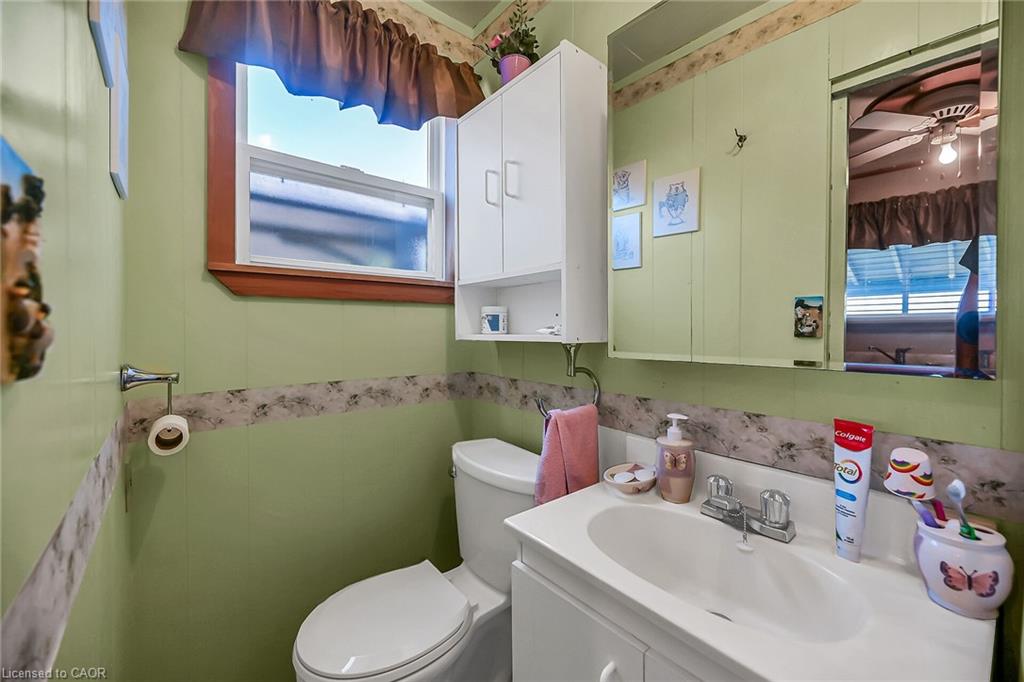 86 Lakeshore Road Property Photo 17