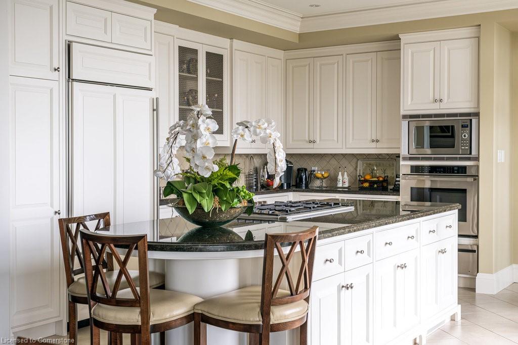 6 Ennisclare Drive Property Photo 13