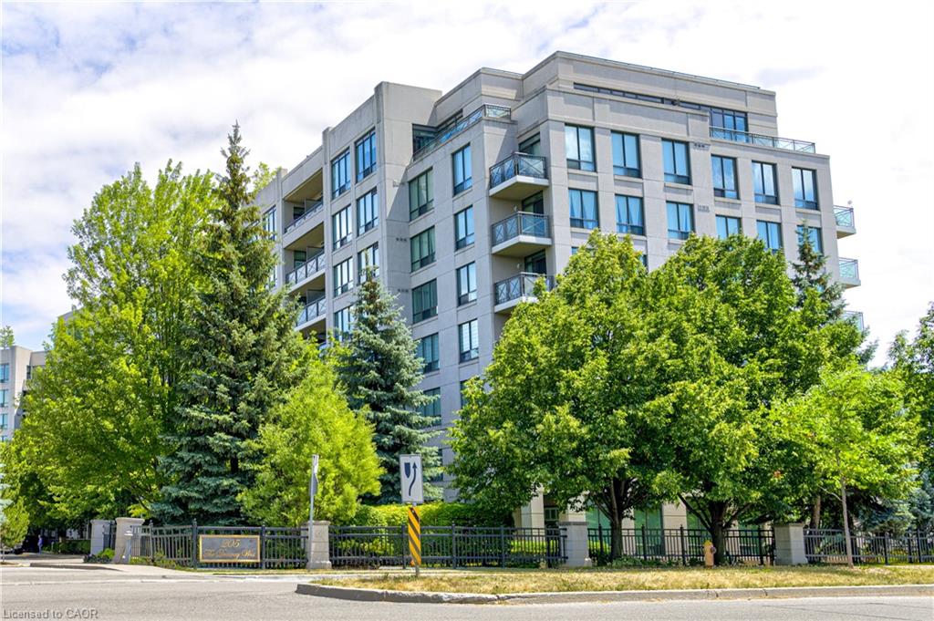 415-205 The Donway W