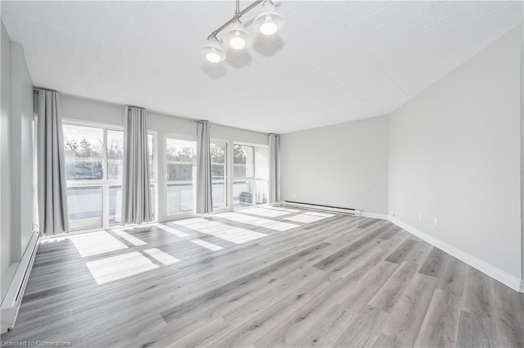 102-105 Conroy Crescent Property Photo 2