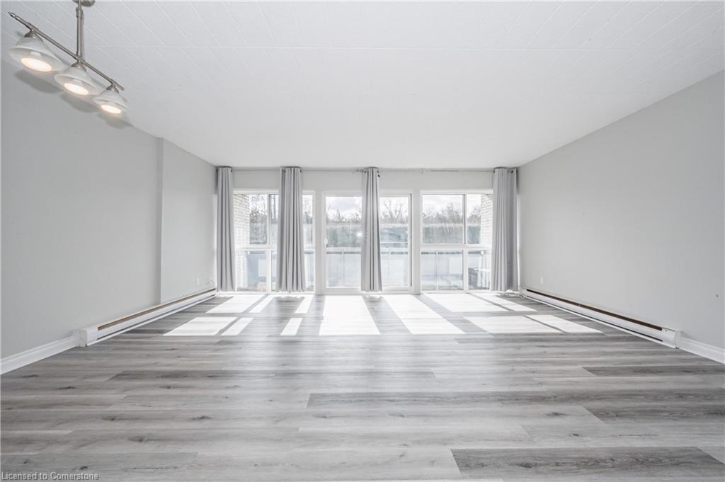 102-105 Conroy Crescent Property Photo 3