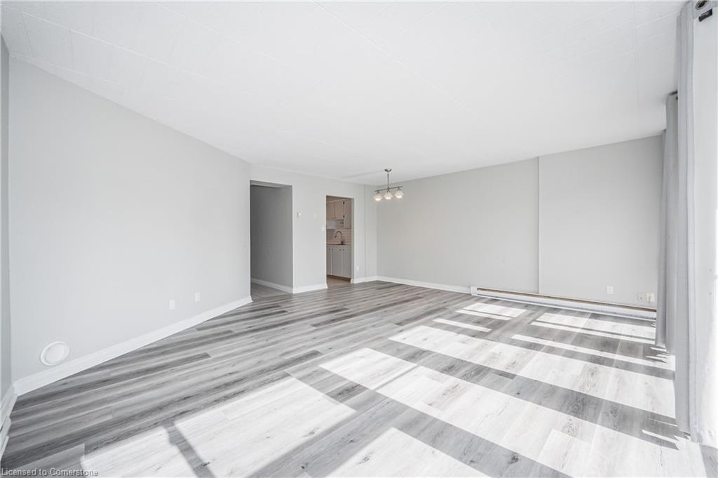 102-105 Conroy Crescent Property Photo 4