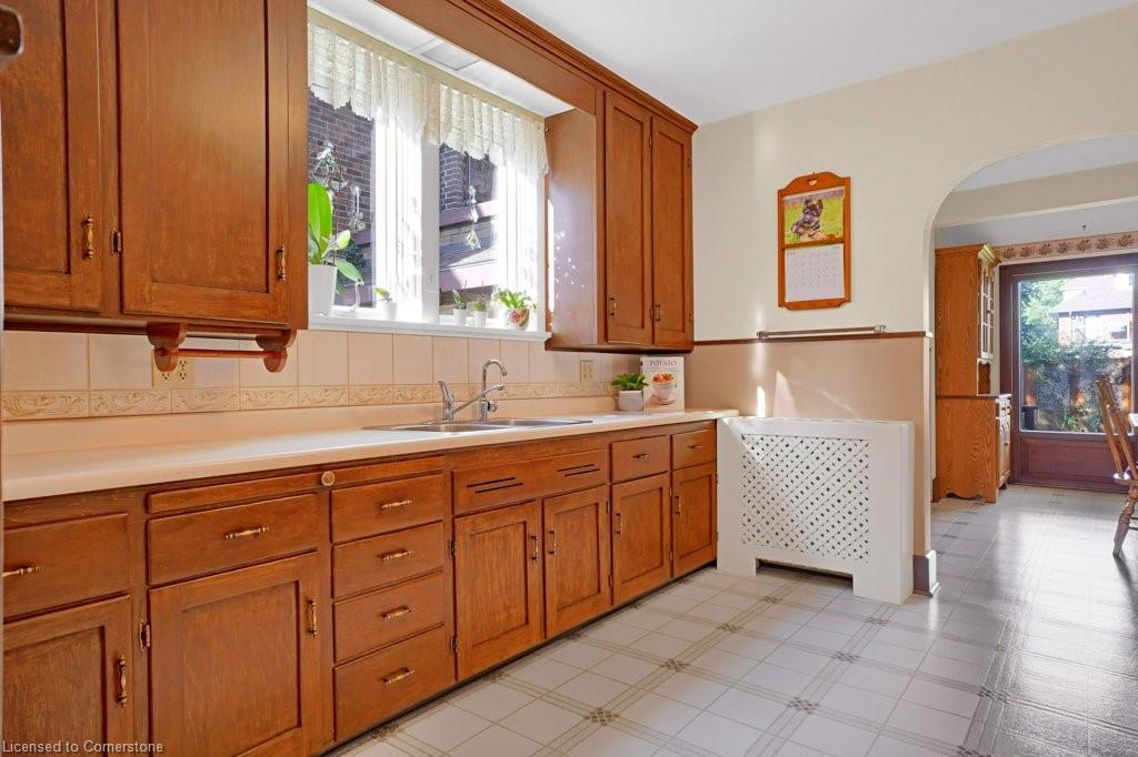 181 Lydia Street Property Photo 9