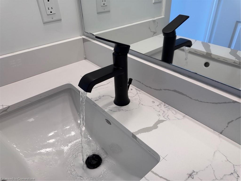 1017-401 Shellard Lane Property Photo 41