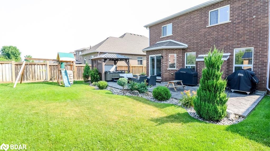 452 Greenwood Drive Property Photo 11