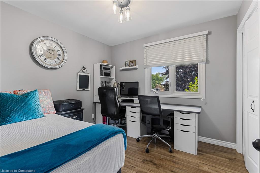 404996 Beaconsfield Road Property Photo 18