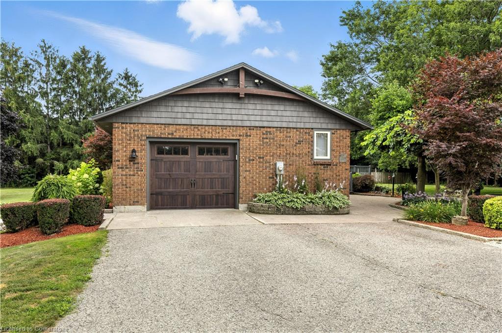 404996 Beaconsfield Road Property Photo 29
