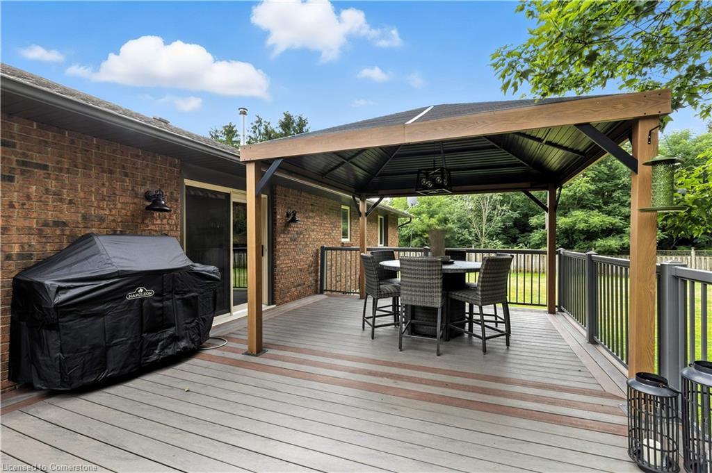 404996 Beaconsfield Road Property Photo 37