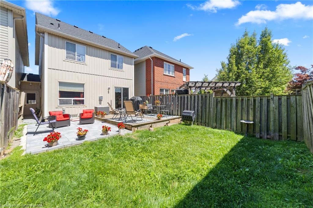 5 Golden Iris Crescent Property Photo 24