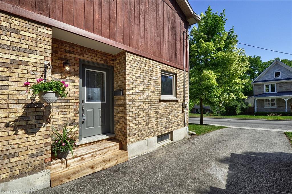 16 Hungerford Road Property Photo 3