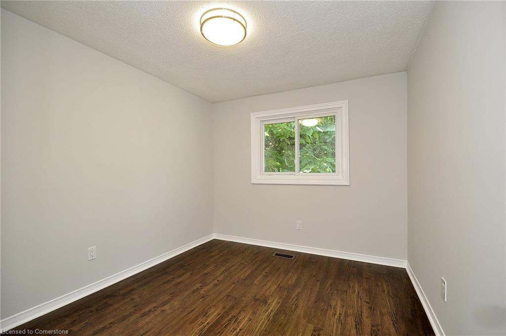 16 Hungerford Road Property Photo 18