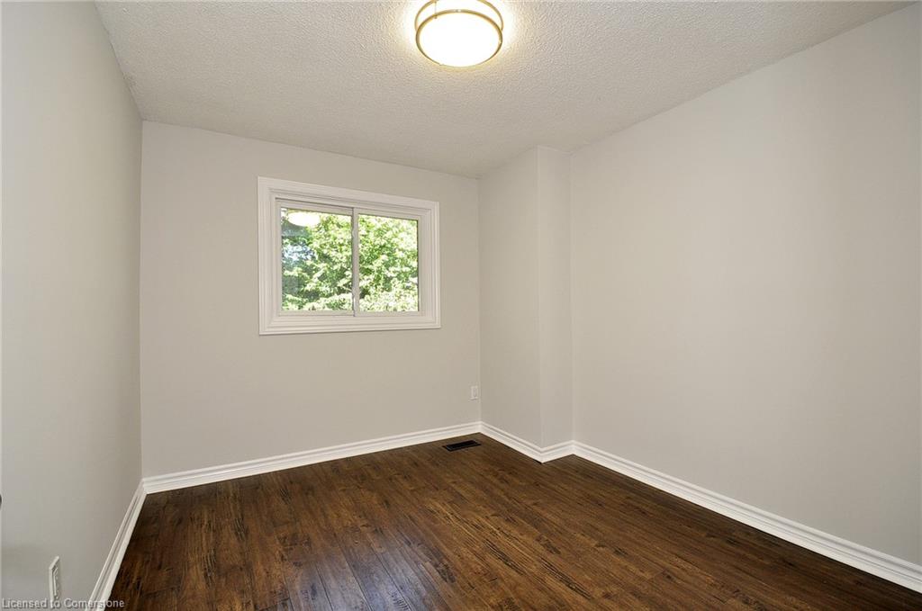 16 Hungerford Road Property Photo 19