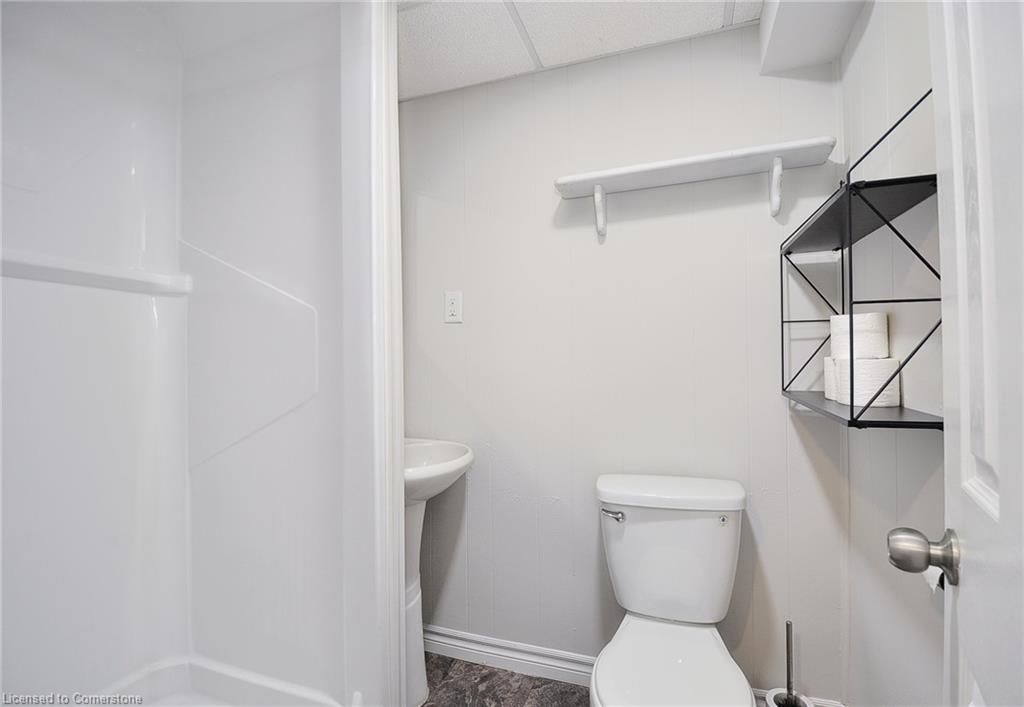 16 Hungerford Road Property Photo 22