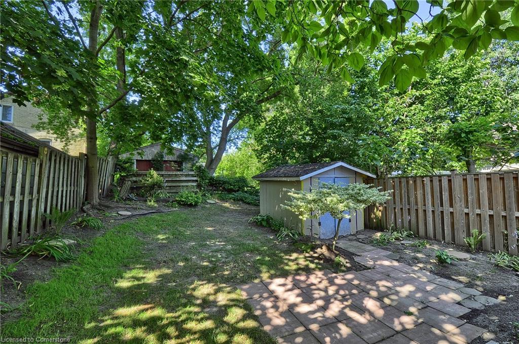 16 Hungerford Road Property Photo 27