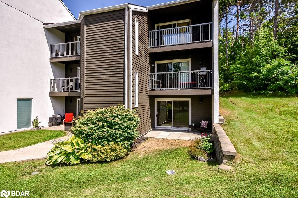126-1102 Horseshoe Valley Road W Property Photo 1