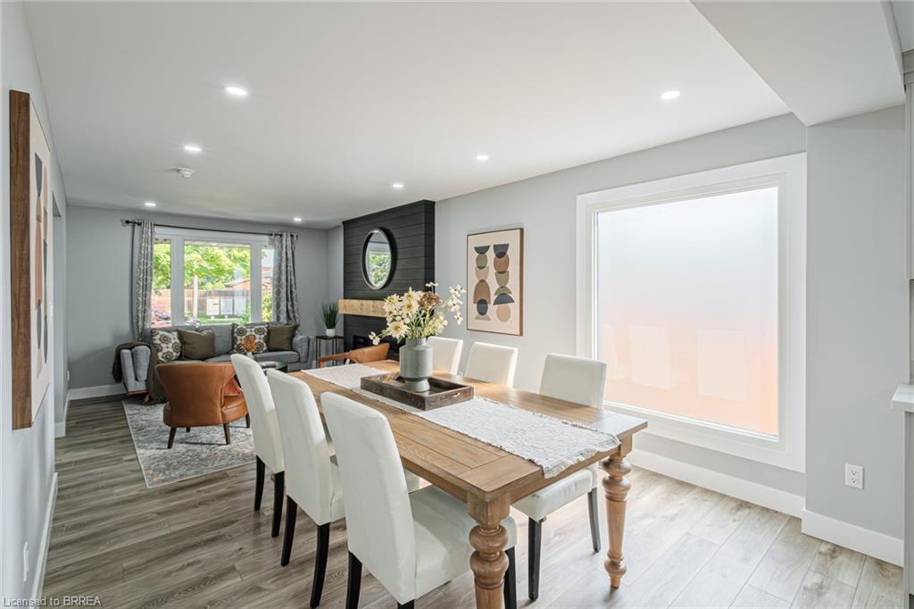 22 Royal Oak Drive Property Photo 5