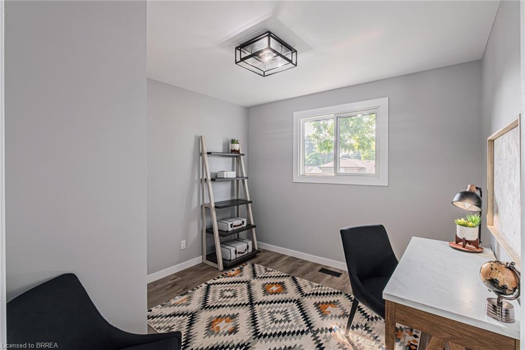 22 Royal Oak Drive Property Photo 25