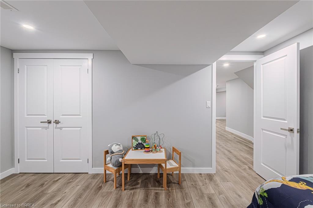 22 Royal Oak Drive Property Photo 41