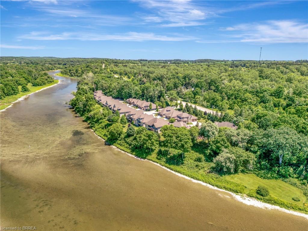 23-158 Willow Street Property Photo 5