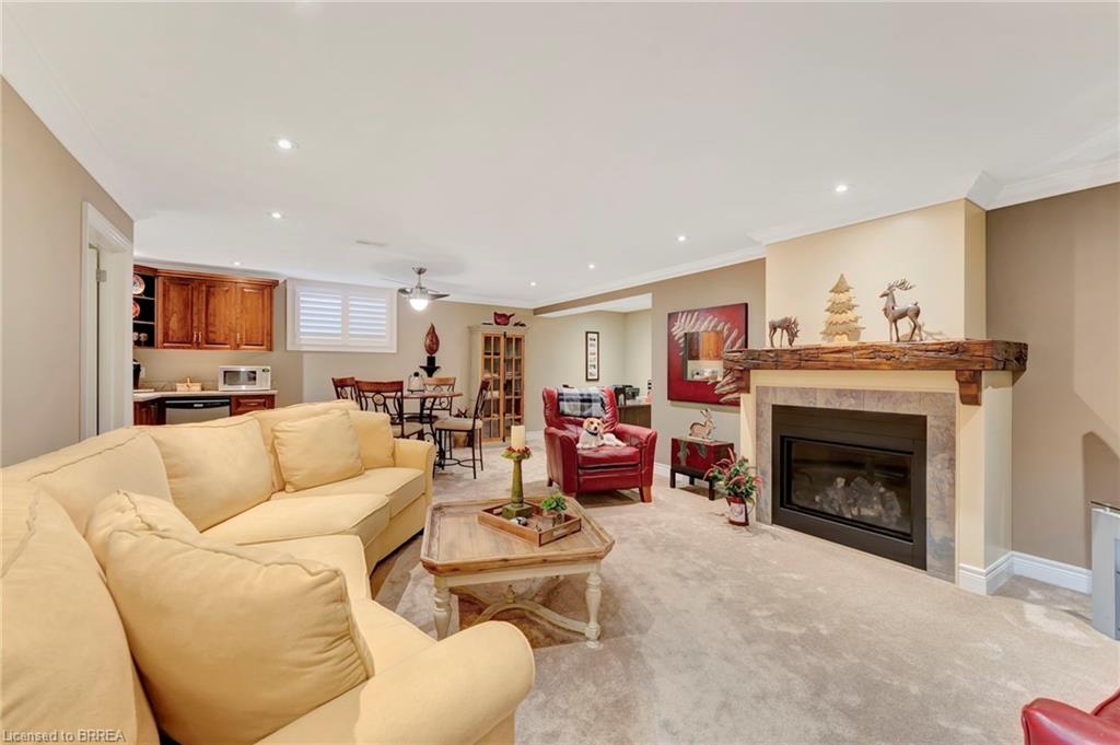 23-158 Willow Street Property Photo 36