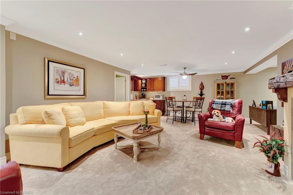 23-158 Willow Street Property Photo 38