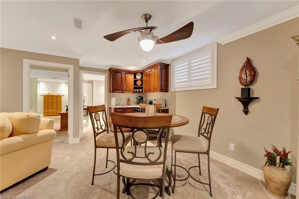 23-158 Willow Street Property Photo 40