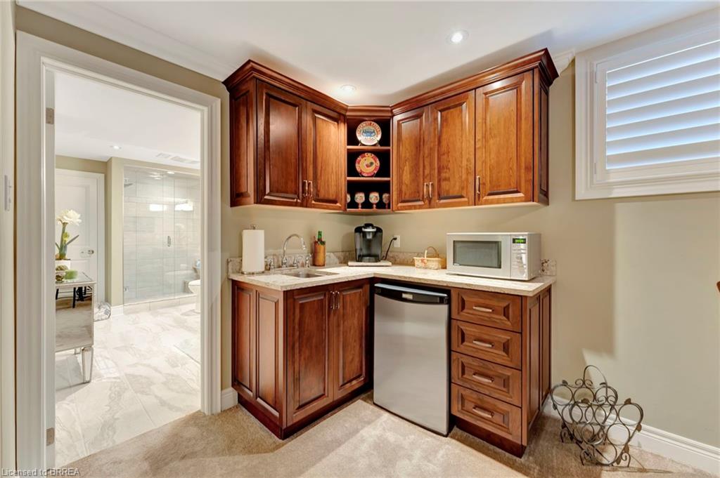 23-158 Willow Street Property Photo 41