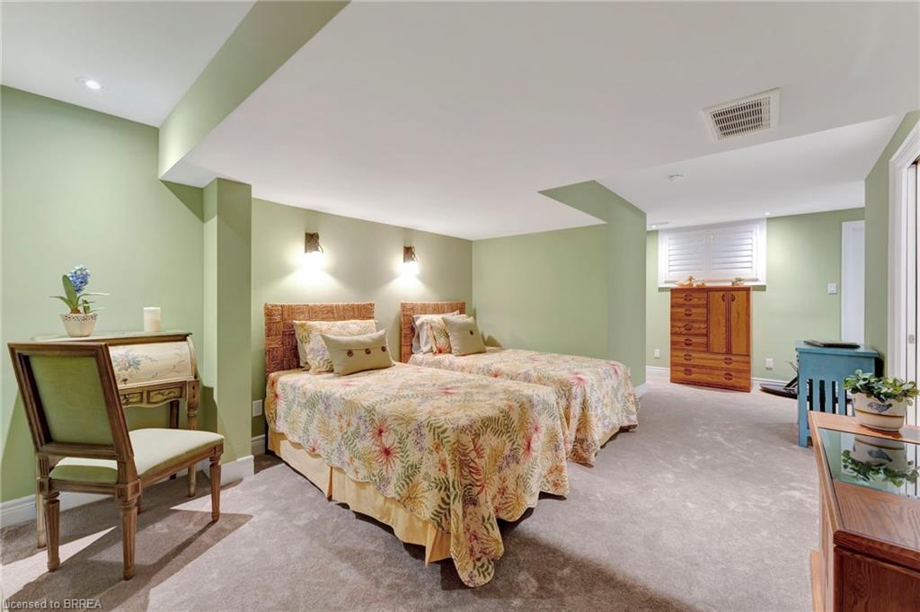 23-158 Willow Street Property Photo 42