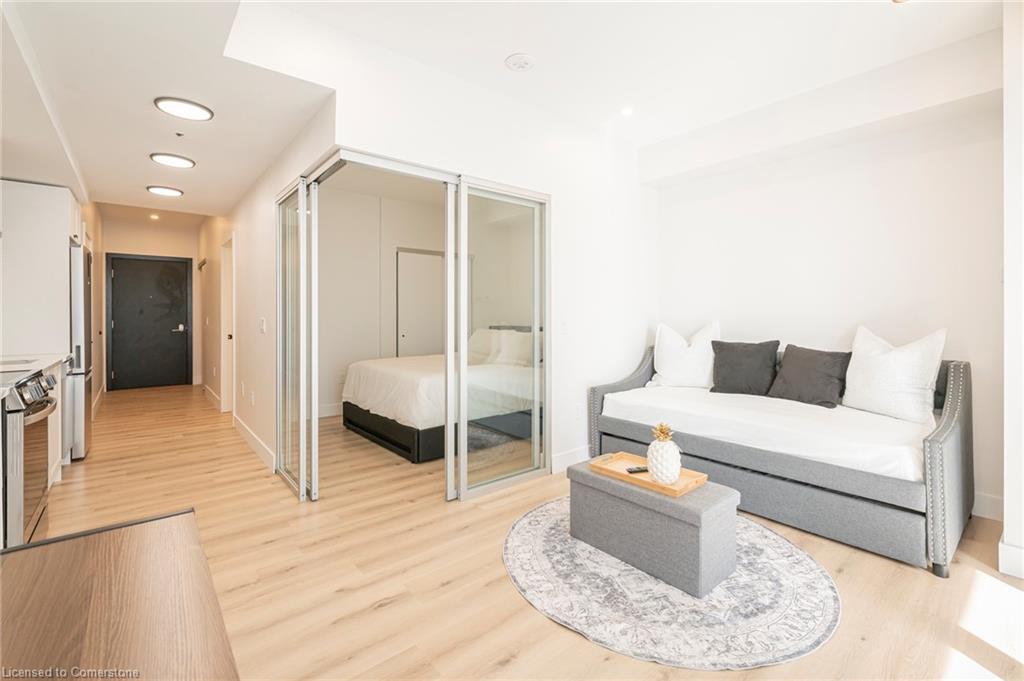 1403-5 Wellington Street S Property Photo 12