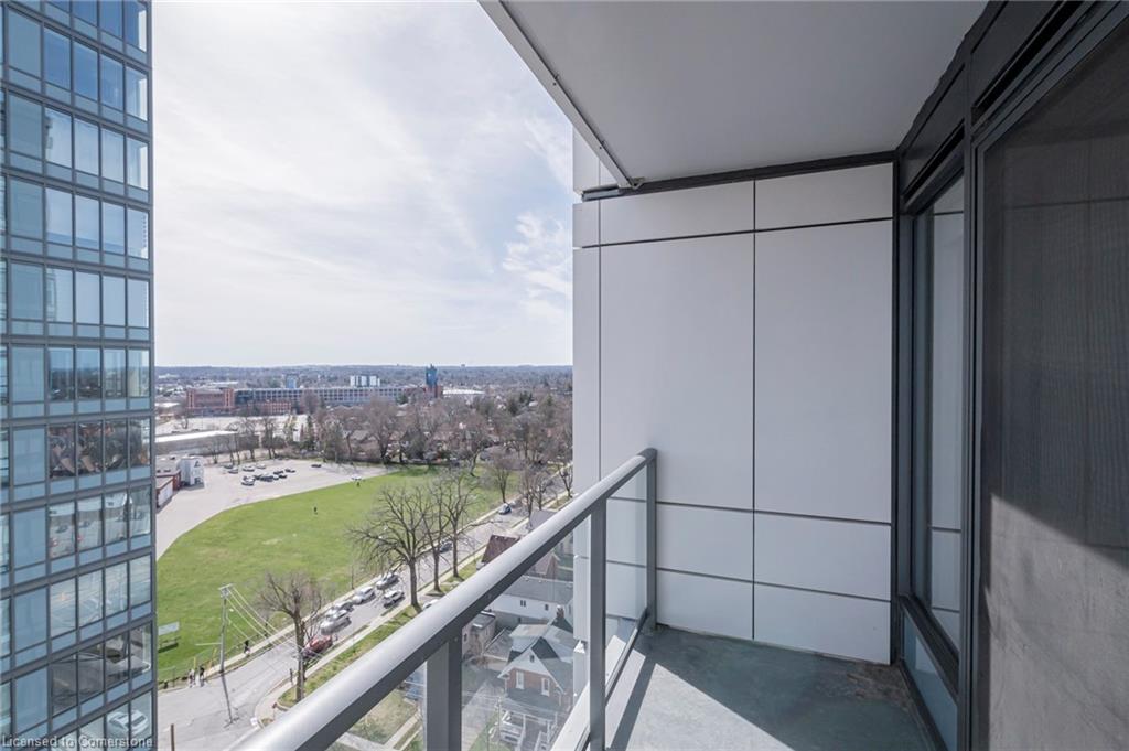 1403-5 Wellington Street S Property Photo 15