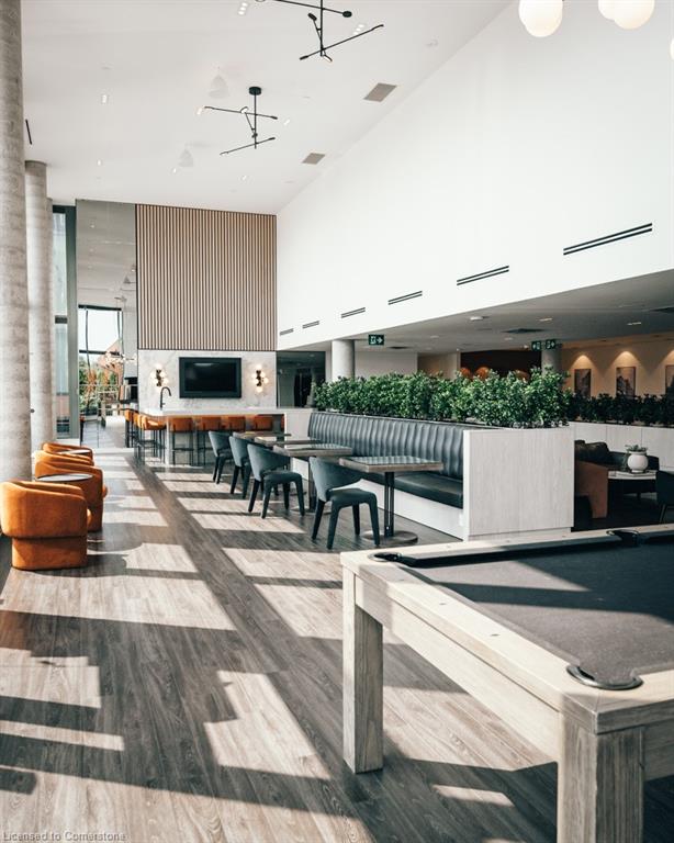 1403-5 Wellington Street S Property Photo 33