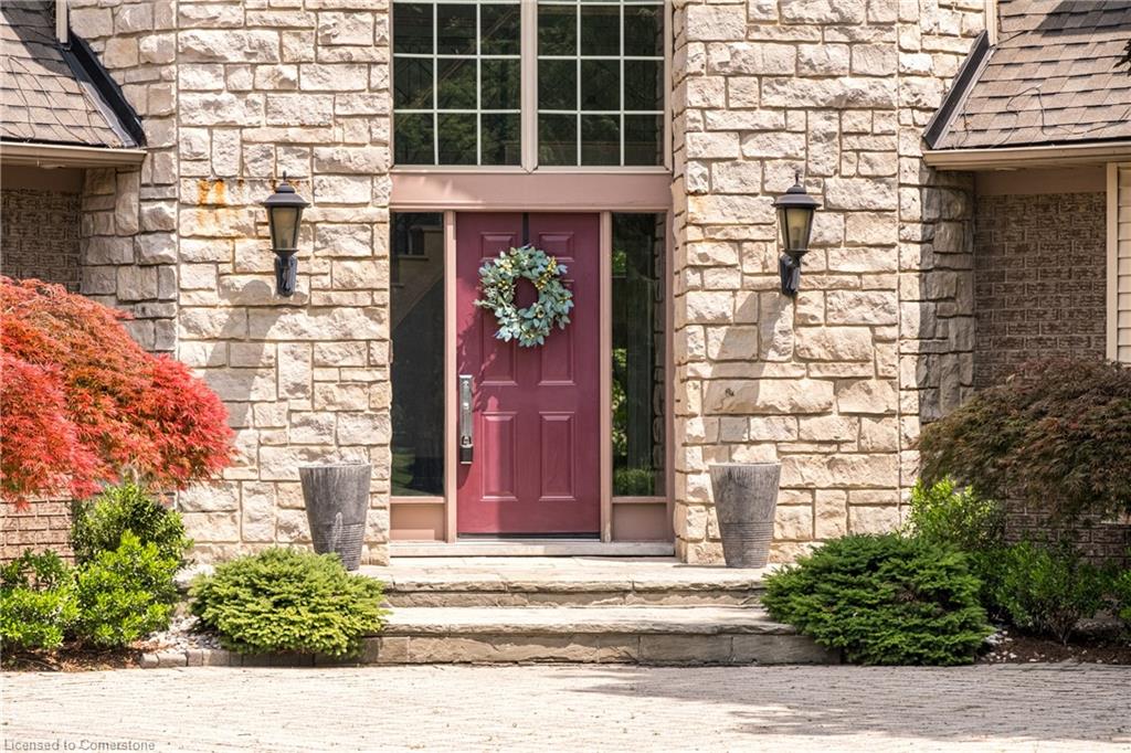 66b South Street W Property Photo 6