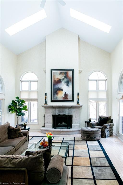 66b South Street W Property Photo 10